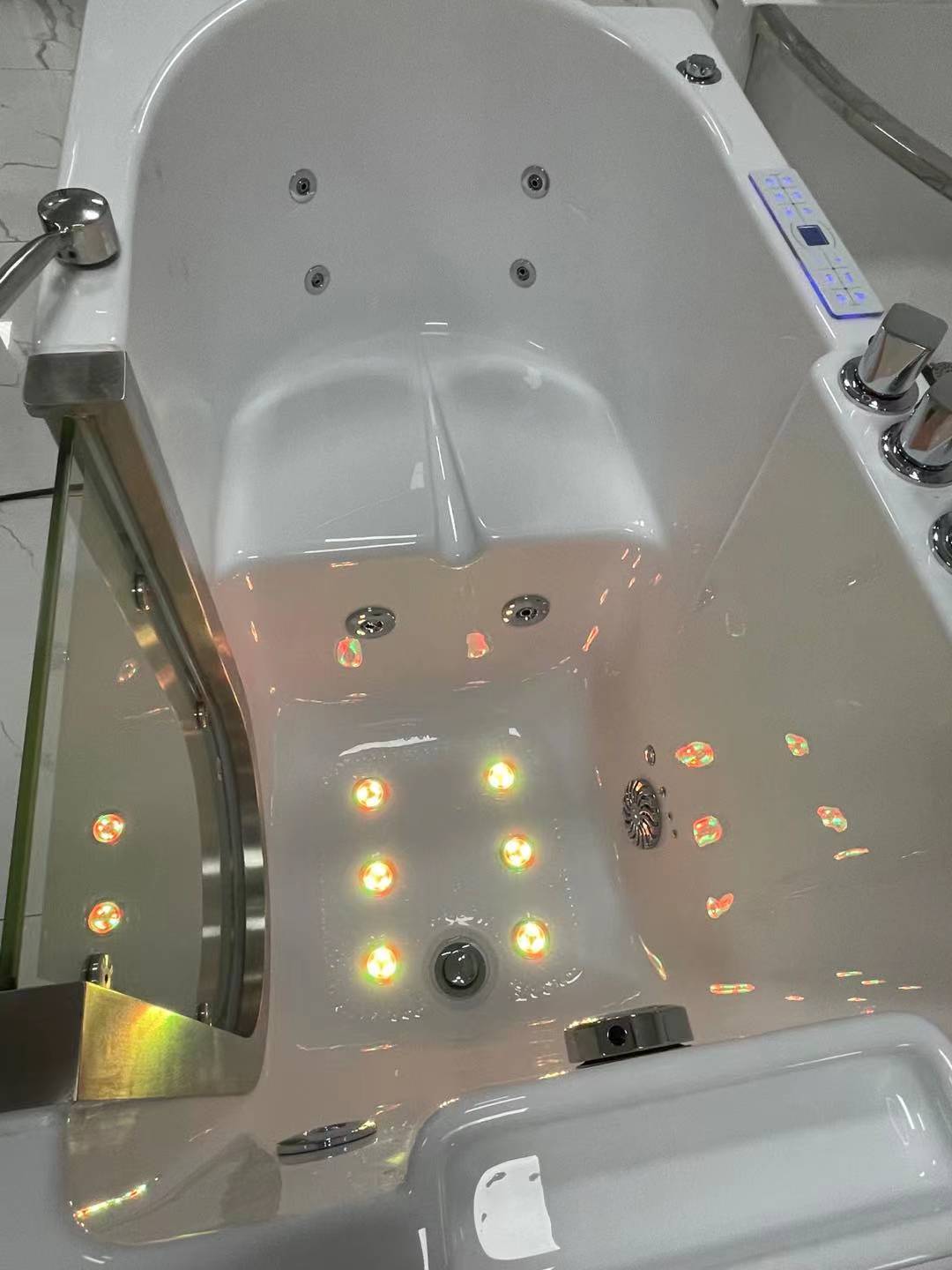 Walk in tub for seniors and handicapped